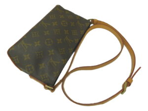 imgrc0080526758 Louis Vuitton Boetie PM Handbag Monogram Canvas Brown