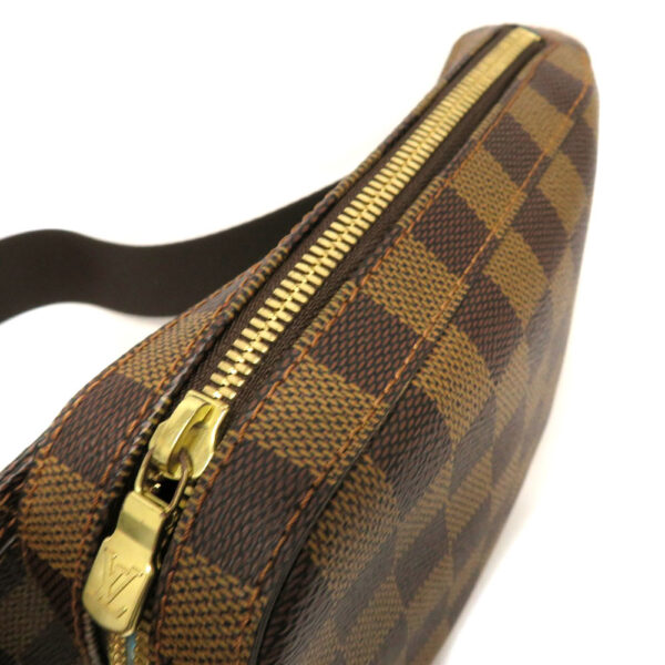 imgrc0080596210 Louis Vuitton Jeronimos Body Bag Damier Canvas Brown