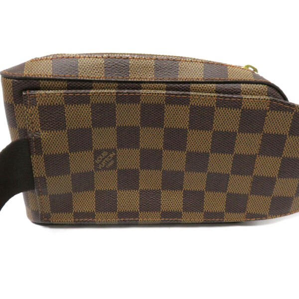 imgrc0080596212 Louis Vuitton Jeronimos Body Bag Damier Canvas Brown