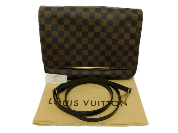 imgrc0080609044 Louis Vuitton Hoxton PM Damier Crossbody Bag