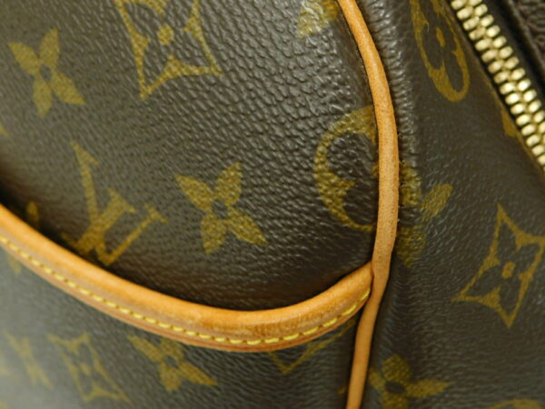 imgrc0080656865 Louis Vuitton Deauville Monogram Bag