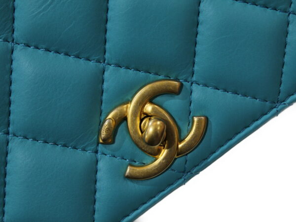 imgrc0081328658 Chanel Chain Shoulder Bag Lambskin Turquoise Blue