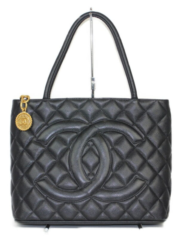 imgrc0081332900 Chanel Reprint Caviar Skin Tote Bag Black