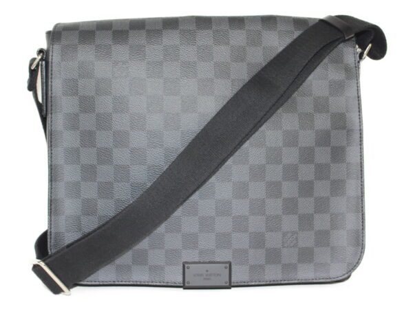 imgrc0081343301 Louis Vuitton District MM Damier Graphite Shoulder Bag