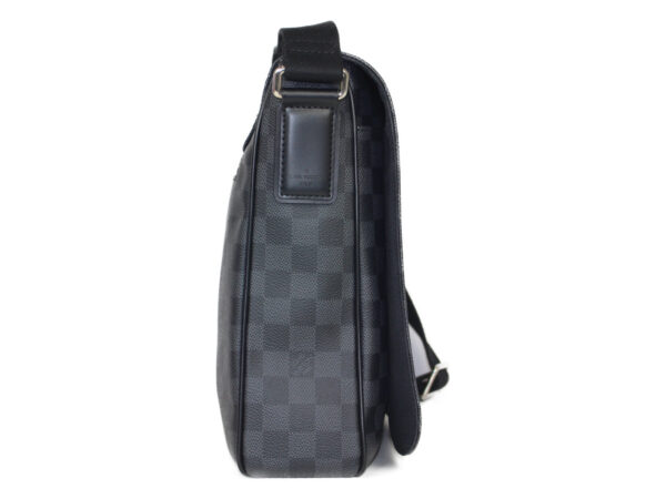 imgrc0081343305 Louis Vuitton District MM Damier Graphite Shoulder Bag