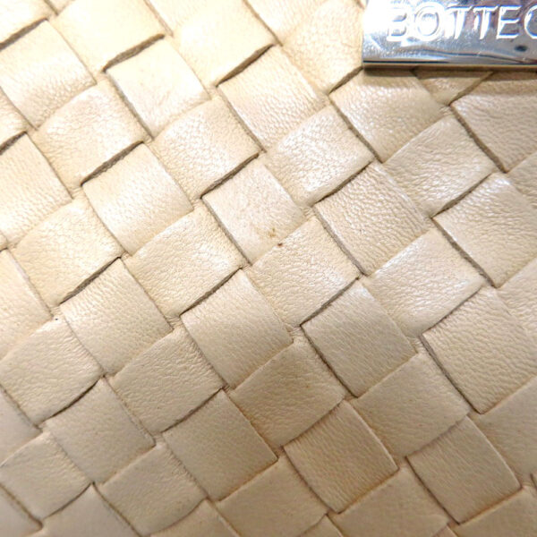 imgrc0081348354 Bottega Veneta Tote Bag Intrecciato Leather Cream Beige Yellow