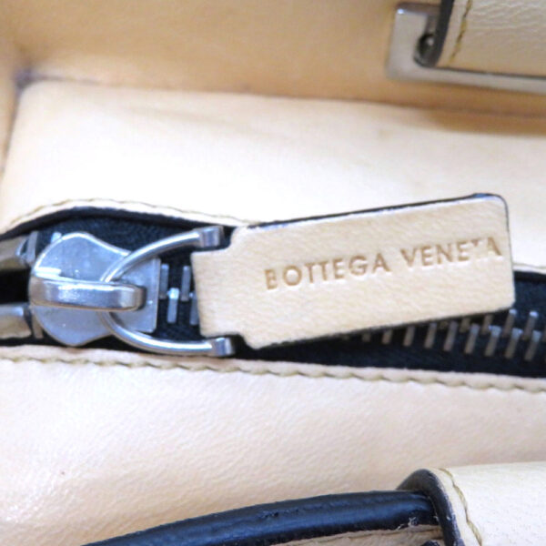 imgrc0081348356 Bottega Veneta Tote Bag Intrecciato Leather Cream Beige Yellow