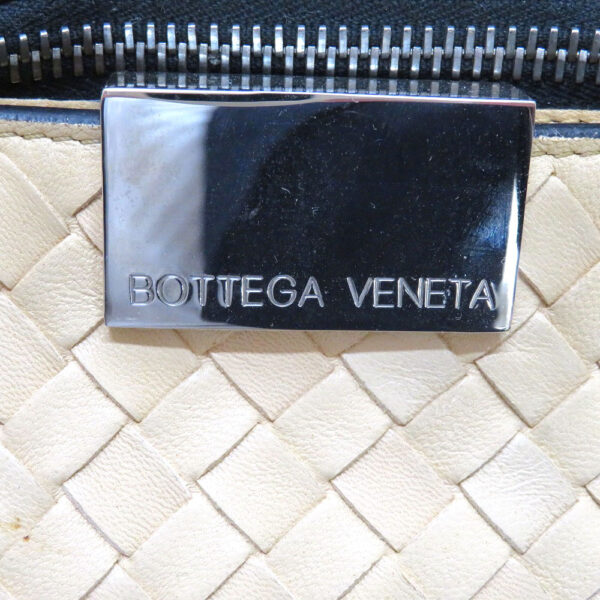 imgrc0081348357 Bottega Veneta Tote Bag Intrecciato Leather Cream Beige Yellow