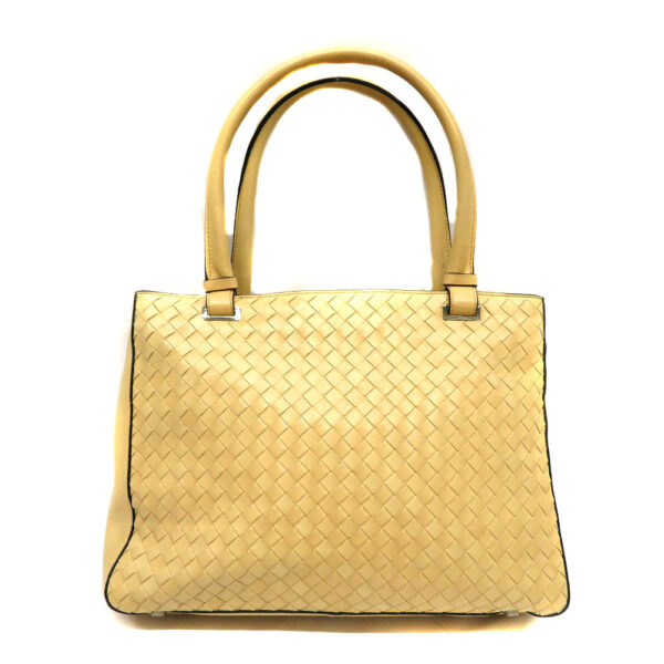 imgrc0081348361 Bottega Veneta Tote Bag Intrecciato Leather Cream Beige Yellow