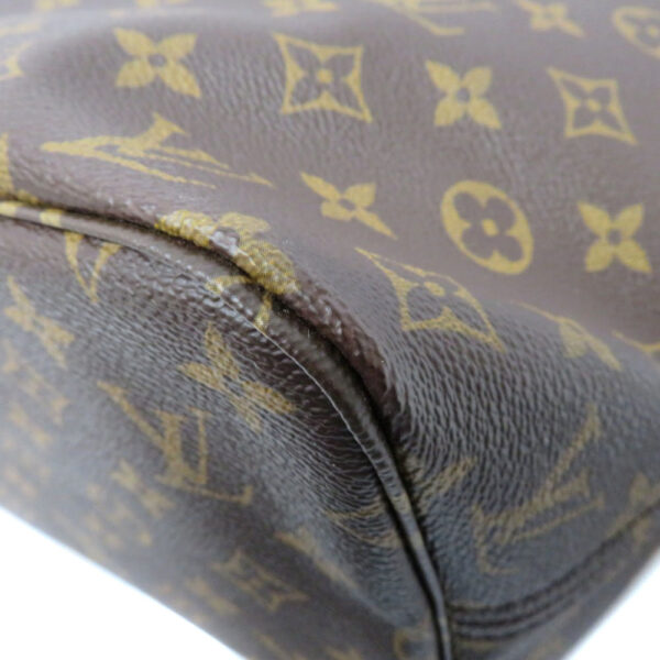 imgrc0081398898 Louis Vuitton Neverfull MM Tote Bag Monogram Canvas Brown