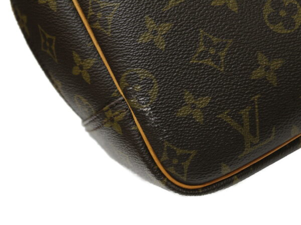 imgrc0081399814 Louis Vuitton Deauville Monogram Handbag