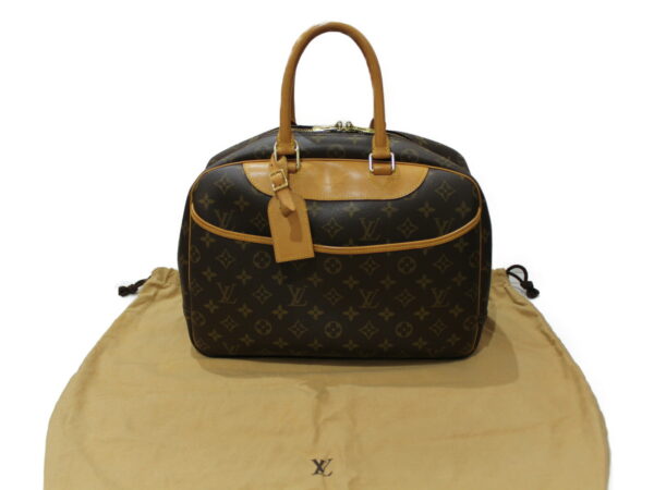 imgrc0081399822 Louis Vuitton Deauville Monogram Handbag