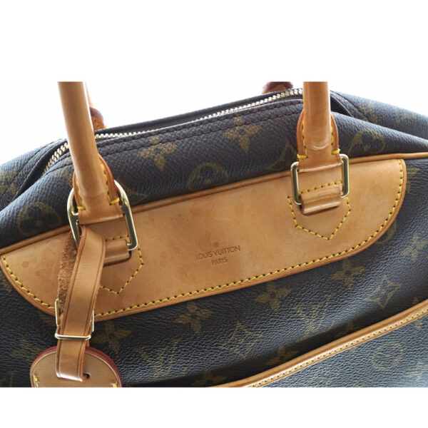 imgrc0081404667 Louis Vuitton Deauville Monogram Canvas Vanity Bag Brown