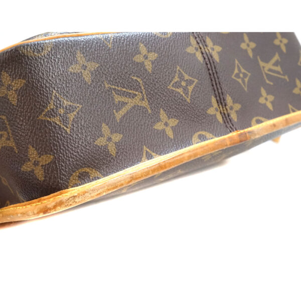 imgrc0081460937 Louis Vuitton Sologne Monogram Canvas Crossbody Bag Brown