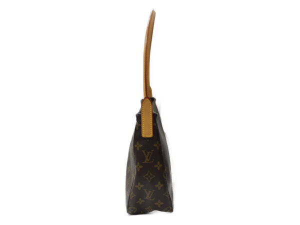 imgrc0081472704 Louis Vuitton Looping MM Monogram Shoulder Bag