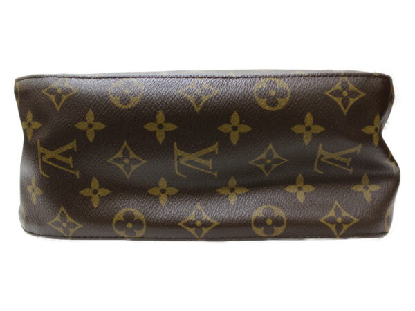 imgrc0081472707 Louis Vuitton Looping MM Monogram Shoulder Bag