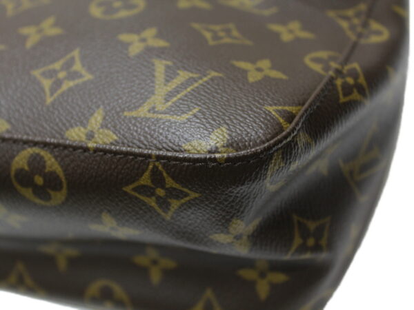 imgrc0081472709 Louis Vuitton Looping MM Monogram Shoulder Bag