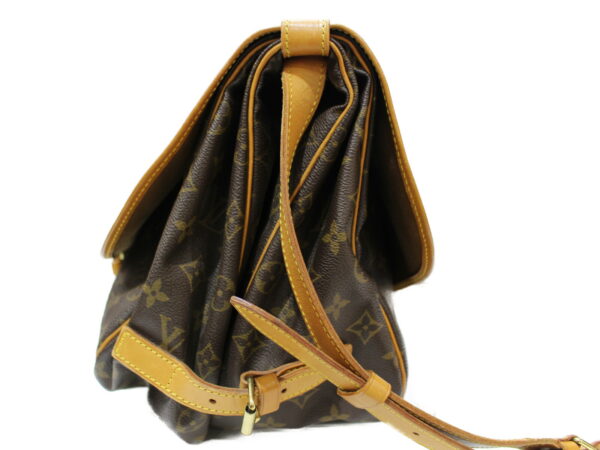 imgrc0081477541 Louis Vuitton Saumur 35 Monogram Shoulder Bag Brown