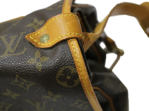 imgrc0081477611 Louis Vuitton Saumur 35 Monogram Shoulder Bag Brown