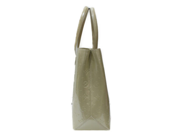 imgrc0081505386 Louis Vuitton Wilshire MM Vernis Tote Bag Broncorail Cream