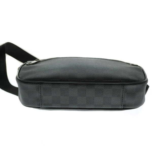 imgrc0081524604 Louis Vuitton Umbrella Damier Graphite Waist Bag Black