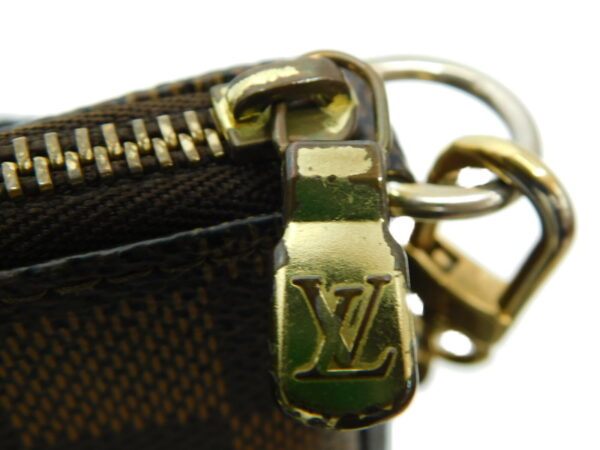 imgrc0081625352 Louis Vuitton Mini Pochette Accessory Damier Chain Bag