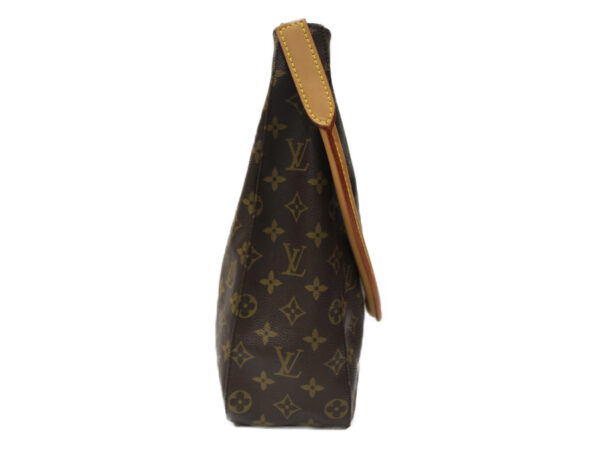 imgrc0081659522 Louis Vuitton Looping GM Monogram Shoulder Bag