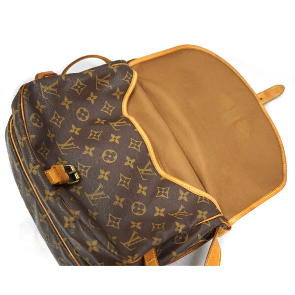 imgrc0081670327 Louis Vuitton Saumur 30 Monogram Canvas Crossbody Bag Brown