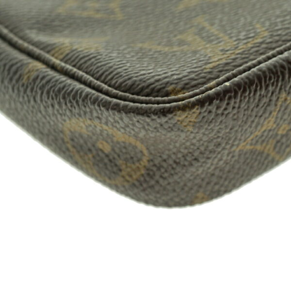 imgrc0081676098 Louis Vuitton Pochette Accessory Pouch Monogram Canvas Brown