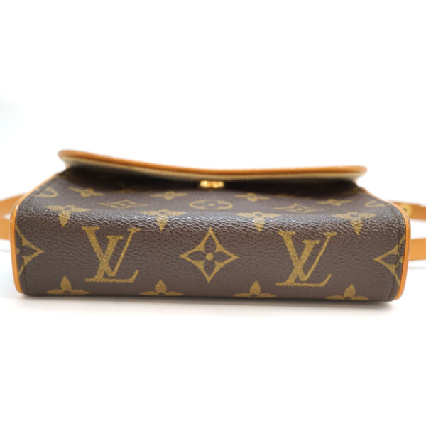 imgrc0081681457 Louis Vuitton Pochette Florentine Monogram Canvas Pouch Brown