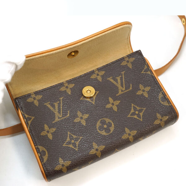 imgrc0081681461 Louis Vuitton Pochette Florentine Monogram Canvas Pouch Brown