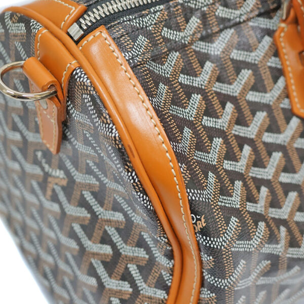 imgrc0081685170 Goyard Croisjour 35 Bag Canvas Herringbone Brown