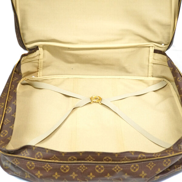 imgrc0081685295 Louis Vuitton Sirius 50 Monogram Canvas Travel Bag Brown