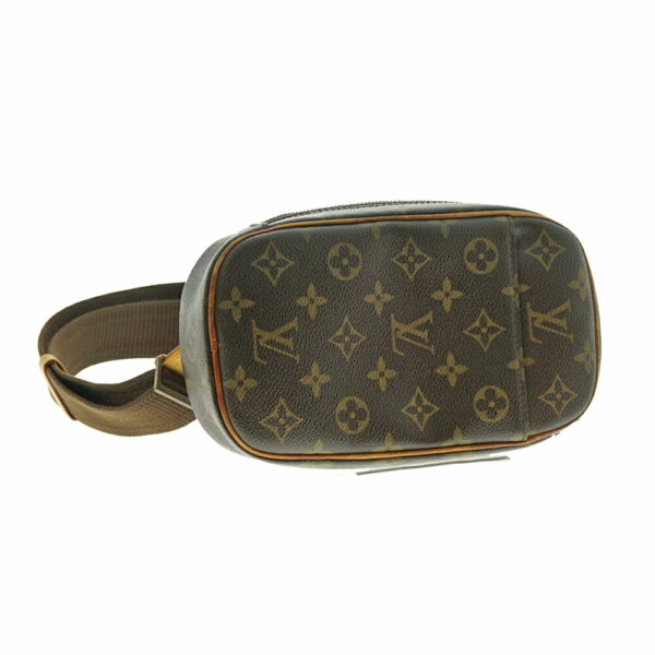 imgrc0081726761 Louis Vuitton Pochette Ganju Body Bag Monogram Canvas Brown