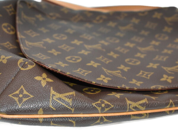 imgrc0081880107 Louis Vuitton Musette Monogram Canvas Shoulder Bag Brown