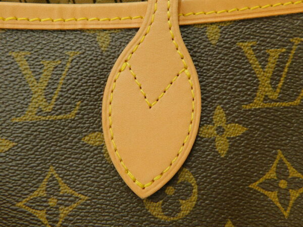 imgrc0081932775 Louis Vuitton Neverfull MM Monogram Handbag