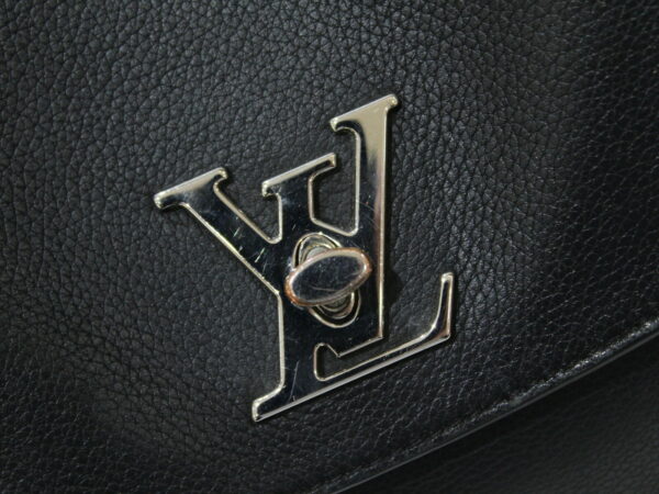 imgrc0081971995 Louis Vuitton Lock Me Ever MM Grain Calf Leather Handbag Noir Black