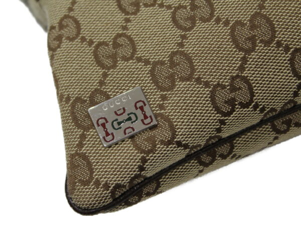 imgrc0081972521 Gucci Sherry Line GG Canvas Shoulder Bag Beige