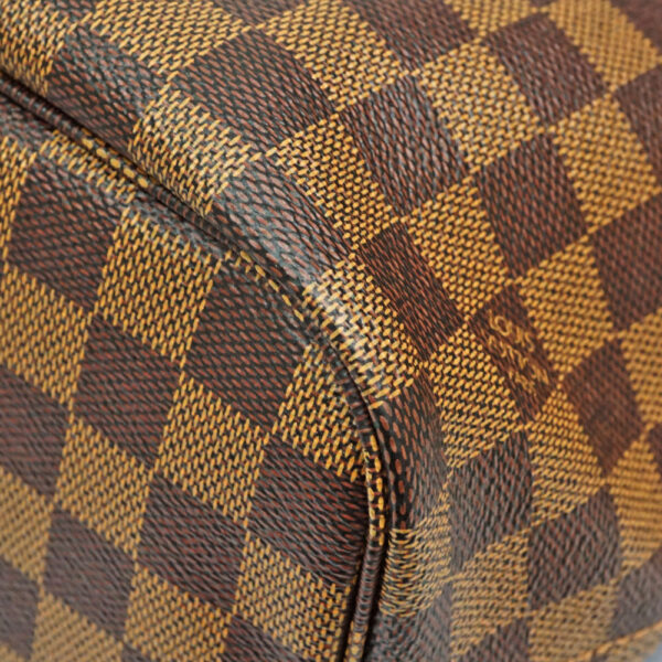 imgrc0081994810 Louis Vuitton Neverfull MM Tote Bag Canvas Brown