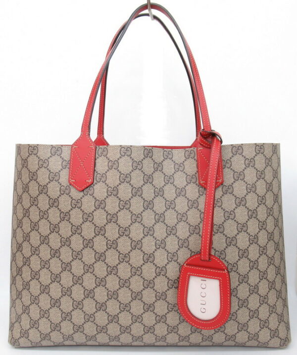 imgrc0082204900 Gucci Reversible GG Supreme Shoulder Bag BeigeRed