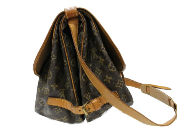 imgrc0082441166 Louis Vuitton Saumur 35 Monogram Shoulder Bag