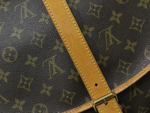 imgrc0082441177 Louis Vuitton Saumur 35 Monogram Shoulder Bag