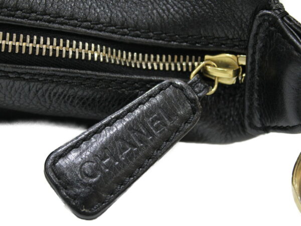 imgrc0082844953 Chanel Leather Chain Shoulder Bag Black