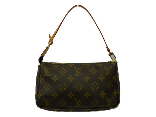 imgrc0082924410 Louis Vuitton Pochette Accessoire Monogram Shoulder Bag