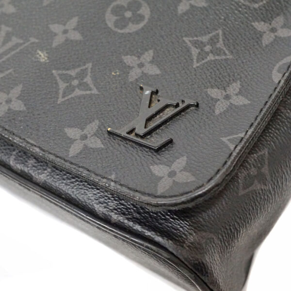 imgrc0082993960 Louis Vuitton District MM NM Monogram Eclipse Shoulder Bag