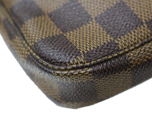 imgrc0083003549 Louis Vuitton Mini Pochette Accessoire Damier Pouch Hardware