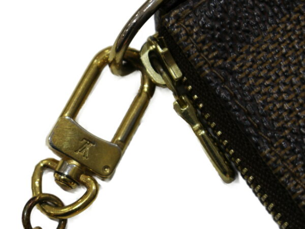 imgrc0083003552 Louis Vuitton Mini Pochette Accessoire Damier Pouch Hardware