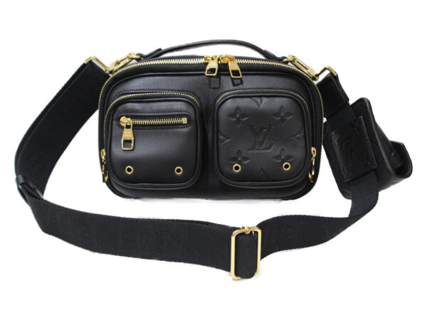 imgrc0083110079 Louis Vuitton Utility Crossbody Calf Leather Body Bag Black