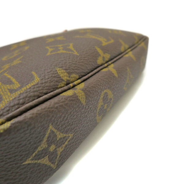 imgrc0083156299 Louis Vuitton Pochette Accessoire Pouch Monogram Canvas Brown