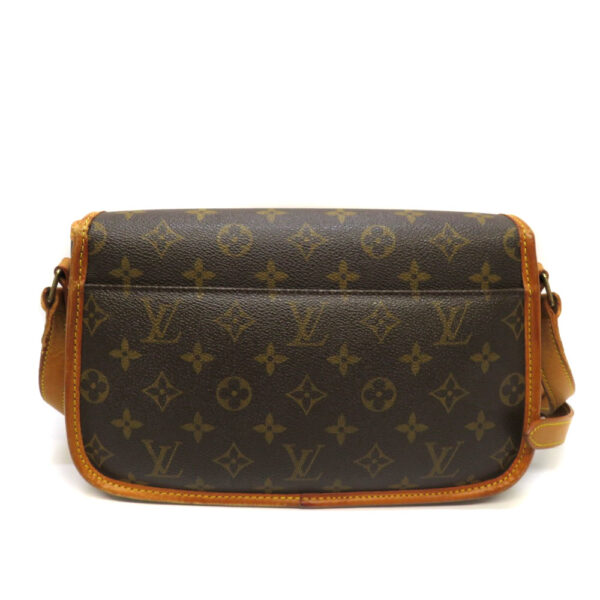 imgrc0083635200 Louis Vuitton Sologne Shoulder Bag Monogram Canvas Brown